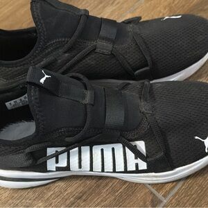 PUMA Men's Black and White Athletic Shoes